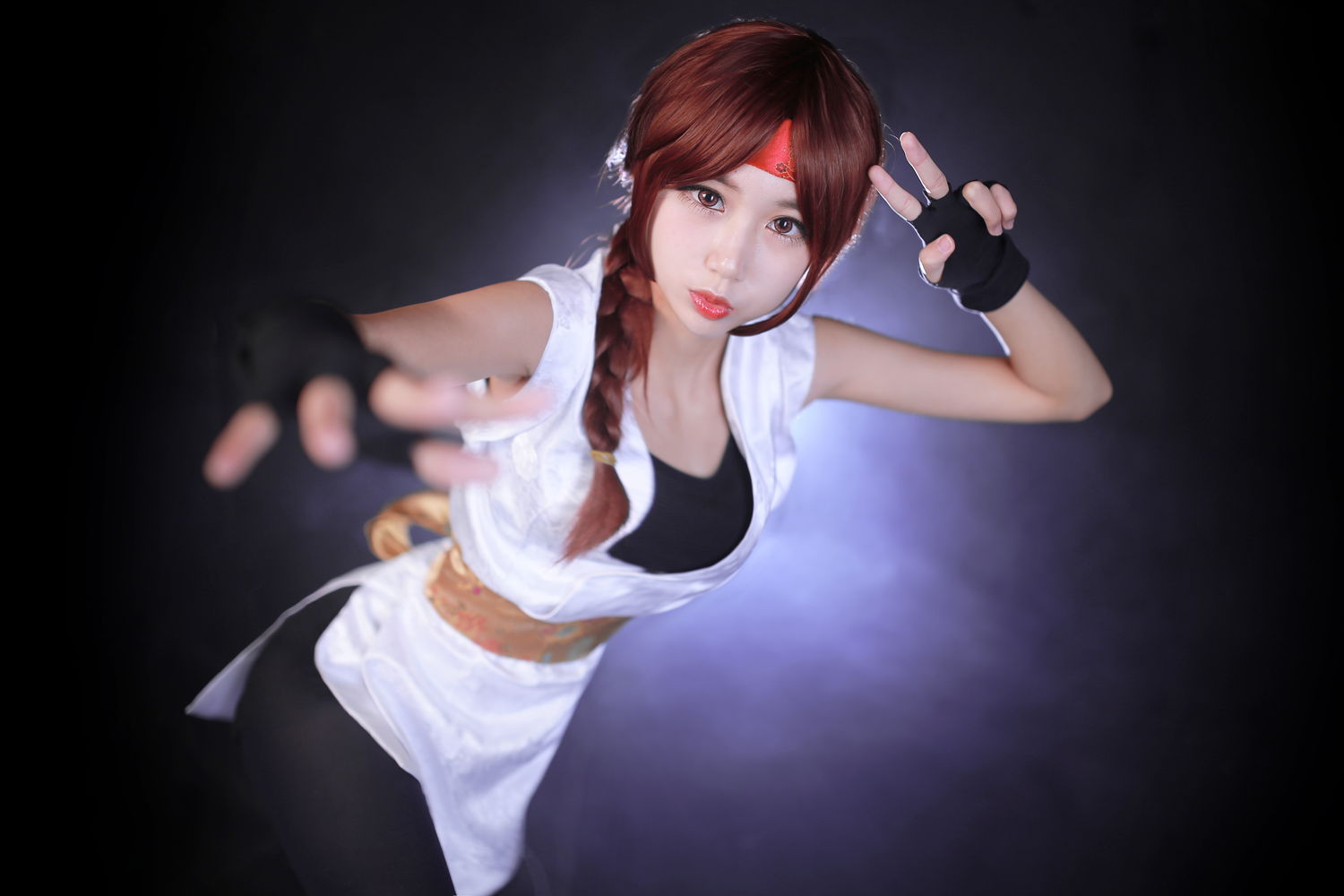 [高清]韩国美女 性感黑丝美腿cosplay《拳皇kof》坂崎由莉 (14张)